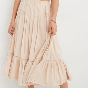 Aerie beige cream midi tier skirt size XS